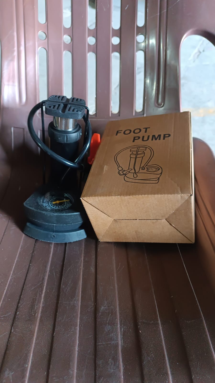 Portable Mini Bike Pump / Cycle Pump Foot (1 Pc) Portable Mini Bike Pump / Cycle Pump Foot (1 Pc)